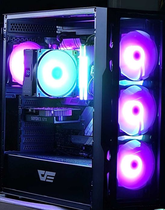 Komputer do gier KING RYZEN 7 8700 /32GB DDR5 /1TB /RTX 5070 12GB /