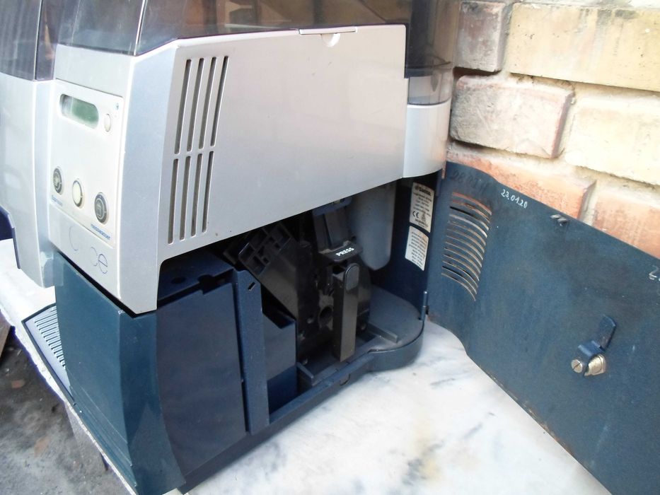 SAECO  (повноавтоматична кавова машина)