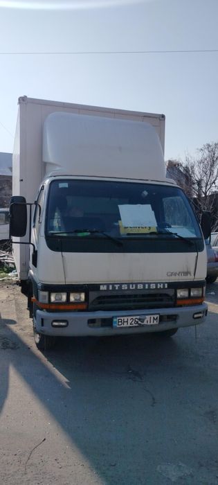 Митсубиси кантер