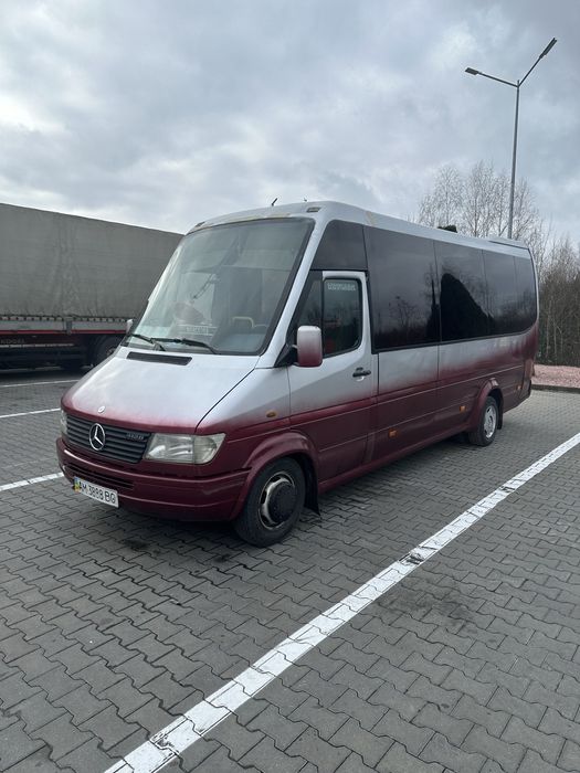 Пасажирські перевезення на автобусі