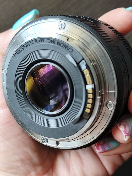Продам об'єктиви 24-105 f4, 50mm f1.8, 35mm f2.0