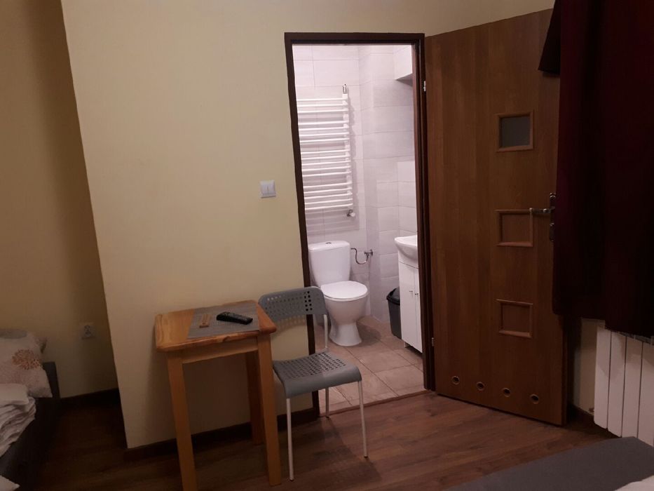 Kwatery, pokoje, noclegi dla firm i osób prywatnych