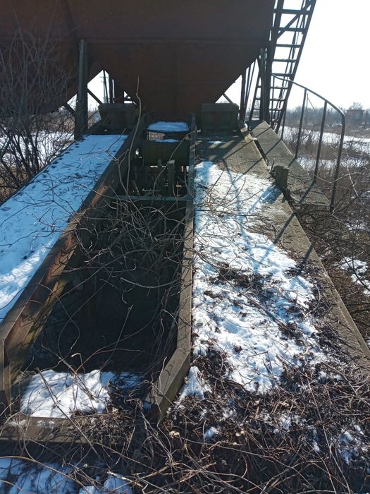 Продам єстакаду для авто