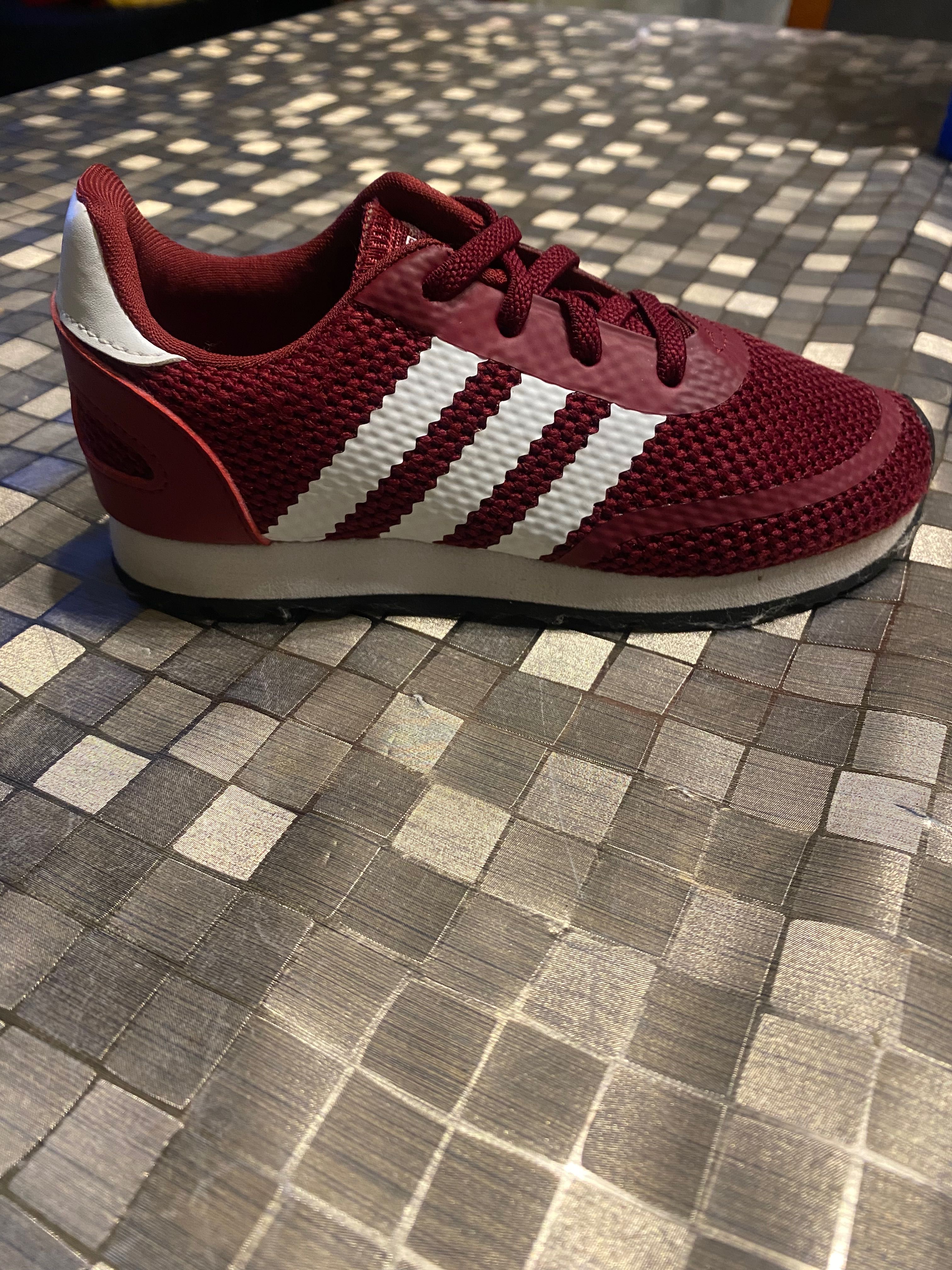 Tenis adidas semi novos Nr 26 5 Queluz E Belas OLX Portugal