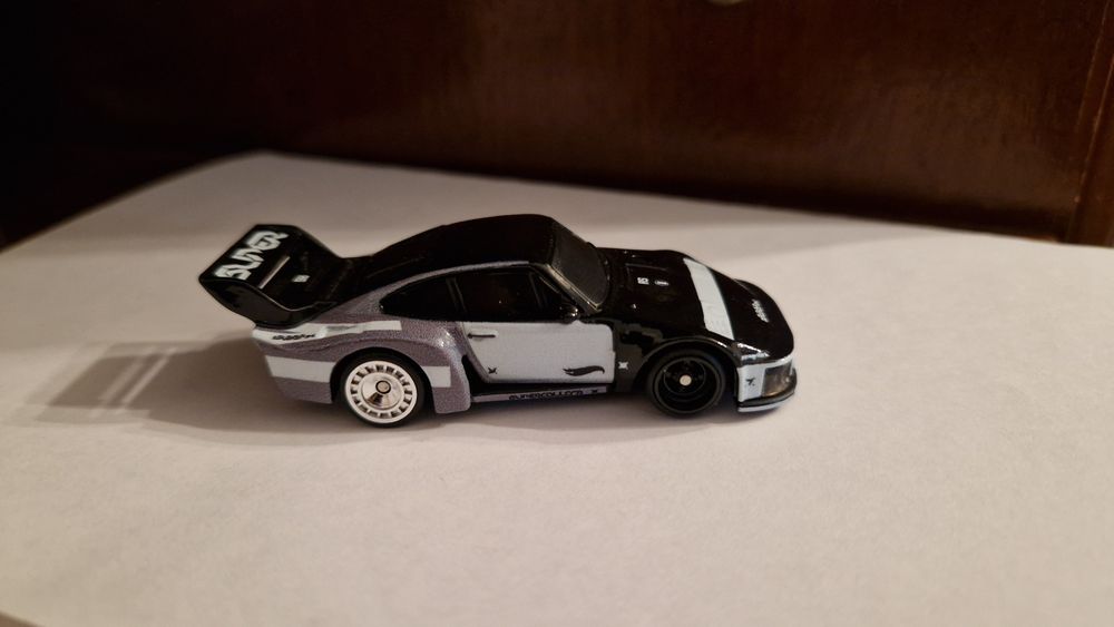 Hot Wheels Porsche 935