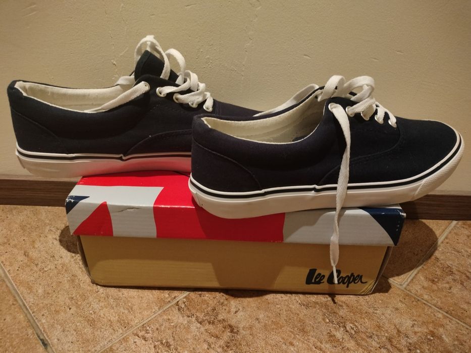 Тенниски Lee Cooper