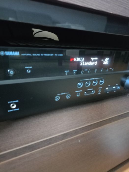 Kino domowe Yamaha RX-V485,zestaw głośników TAGA HARMONY  5.1 + subwoofer Yamaha
