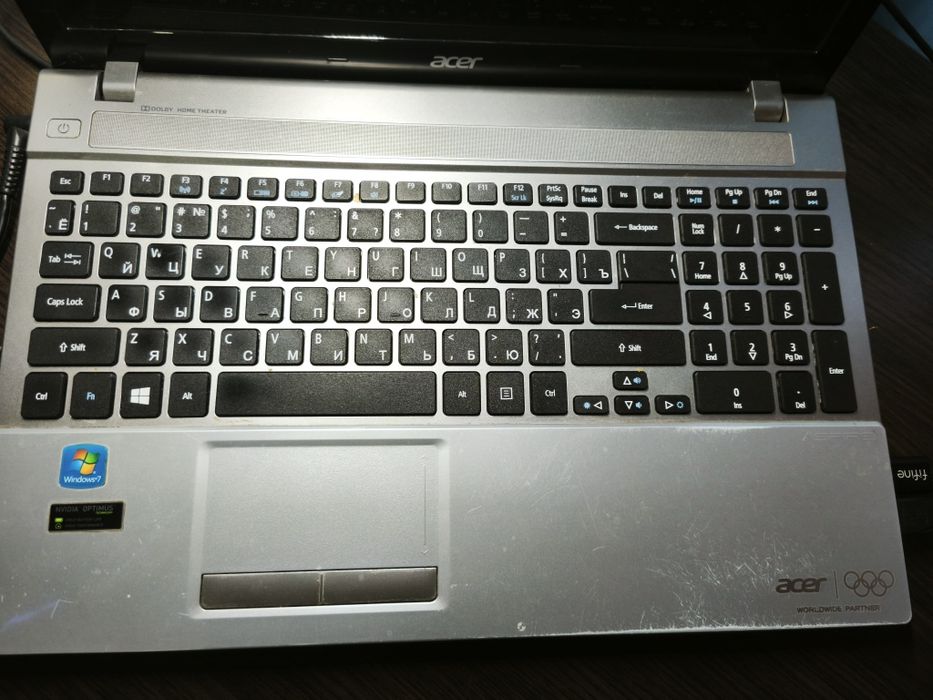 Ноутбук Acer V3-571G i5-3210M
