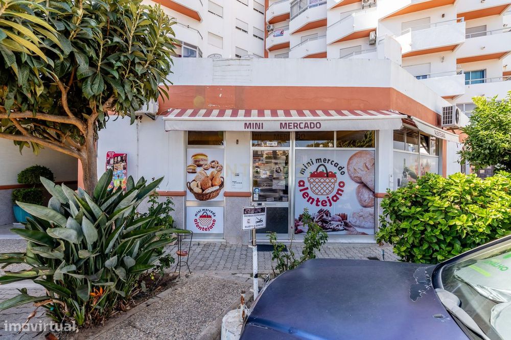 Espaço Comercial na Praia da Rocha
