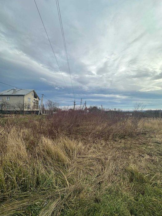 Продам земельну ділянку перша лінія під будівництво 20 км від Міста