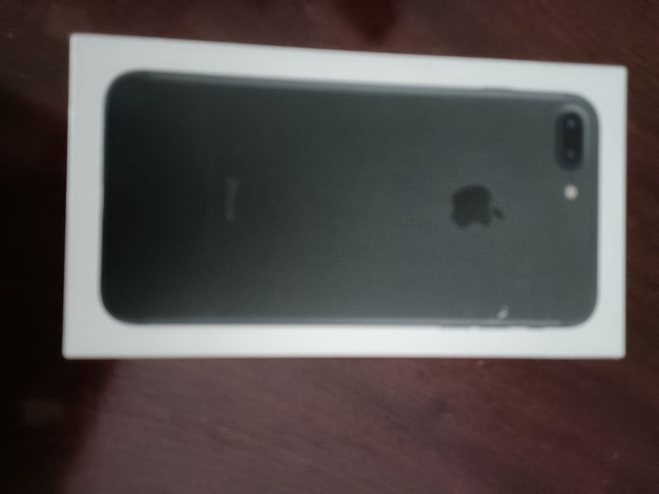 iPhone 7, 32Gb, Preto, + capas