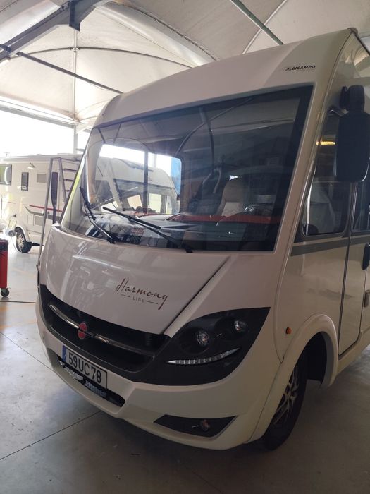 Auto caravana Burstner Lyseo Harmony