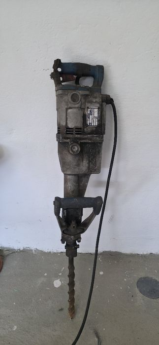 Młot wyburzeniowy Kango 950