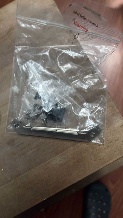 Dissipador / Ventoinha Intel para CPU + acessórios