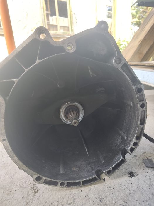 Коробка передач Bmw E34 Е36 Е38 Е39 M51B25 ZF tdi Бмв 2.5 турбо дизель м51  Мкпп 5 Ступка механіка куліса муфта