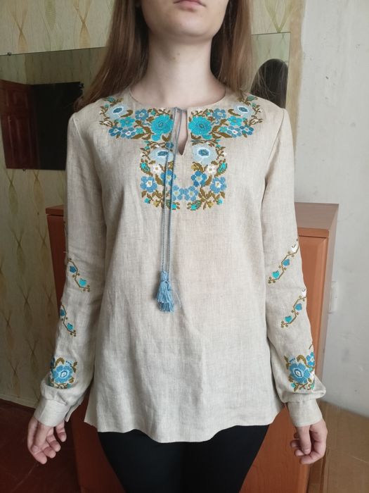 2 Вишиванки жіночі