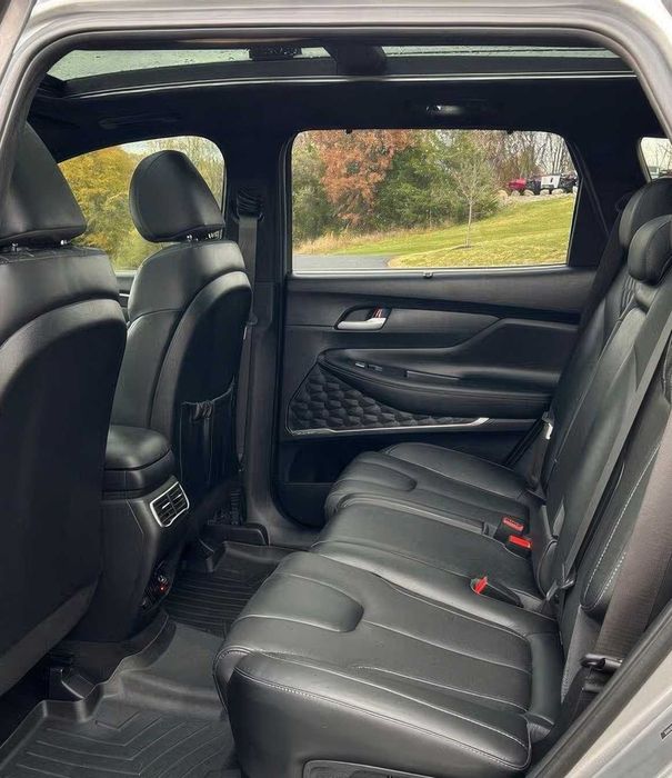 Hyundai Santa Fe      2024