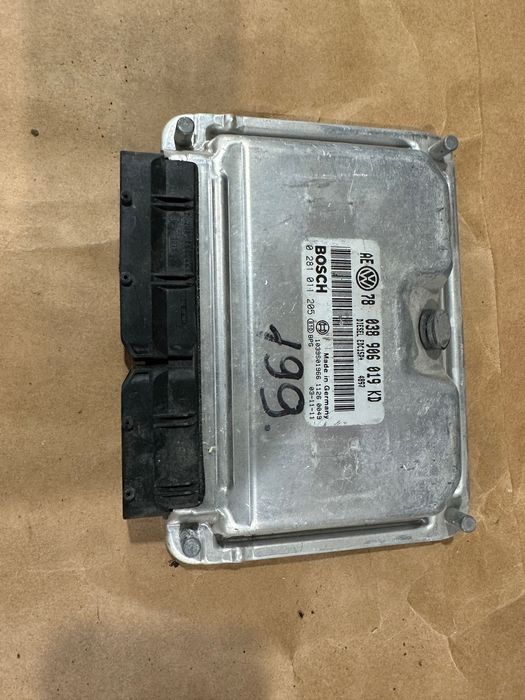 Блок управления двигателя vw passat b5 96-05 038906019KD