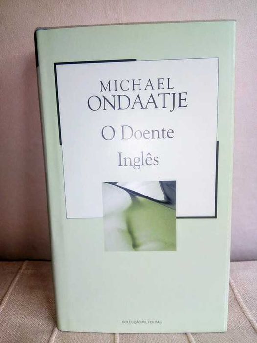 Livros novos e como novos.