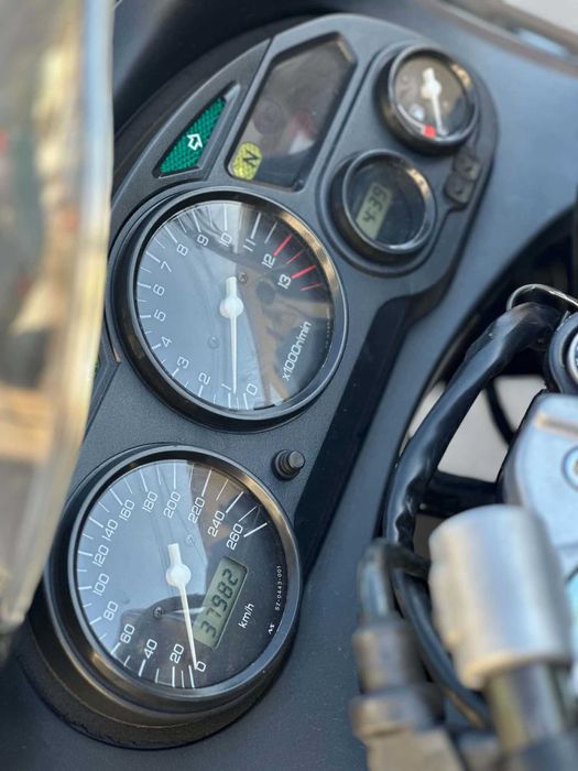 Suzuki gsx 750 f