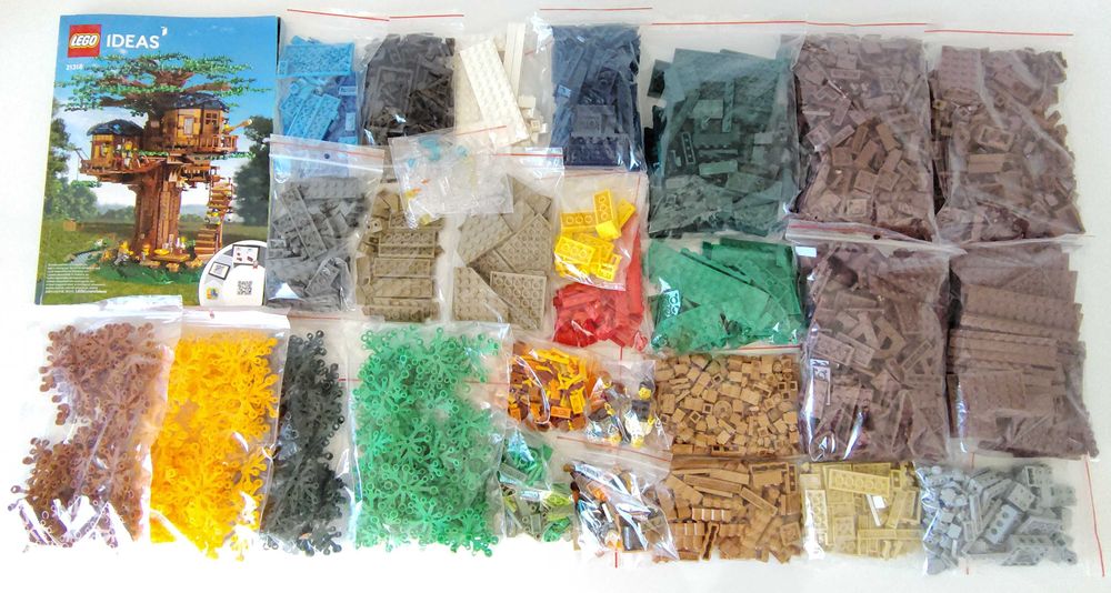 LEGO Ideas 21318 Domek na drzewie z pudełkiem i instrukcją KOMPLETNY