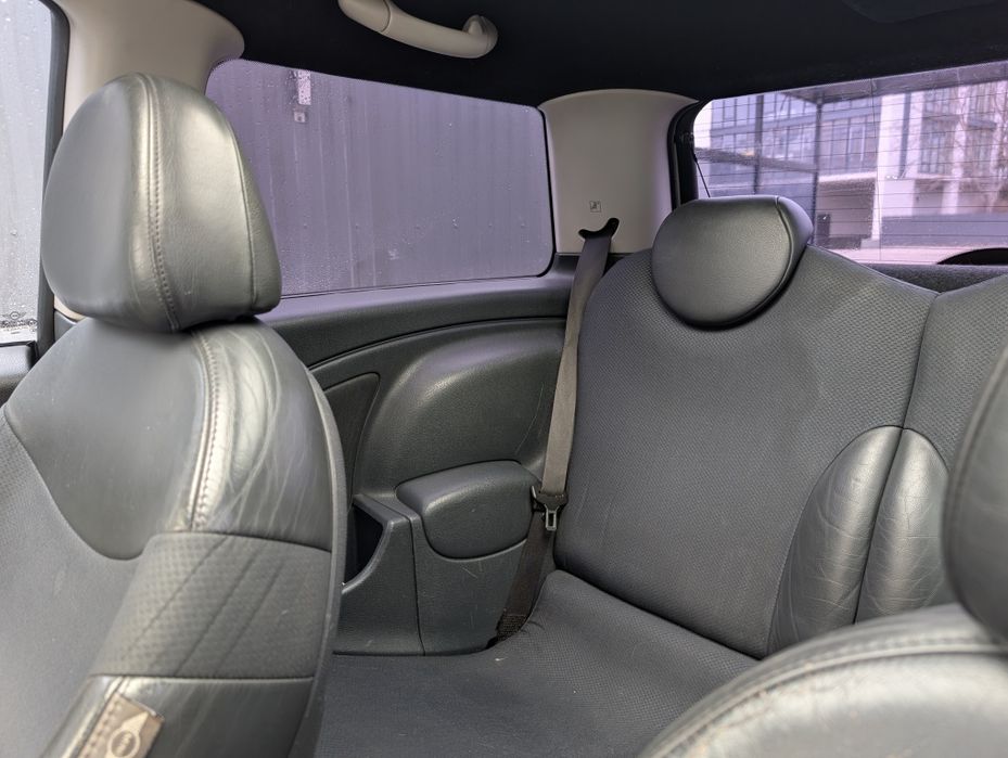 MINI Cooper 2004
