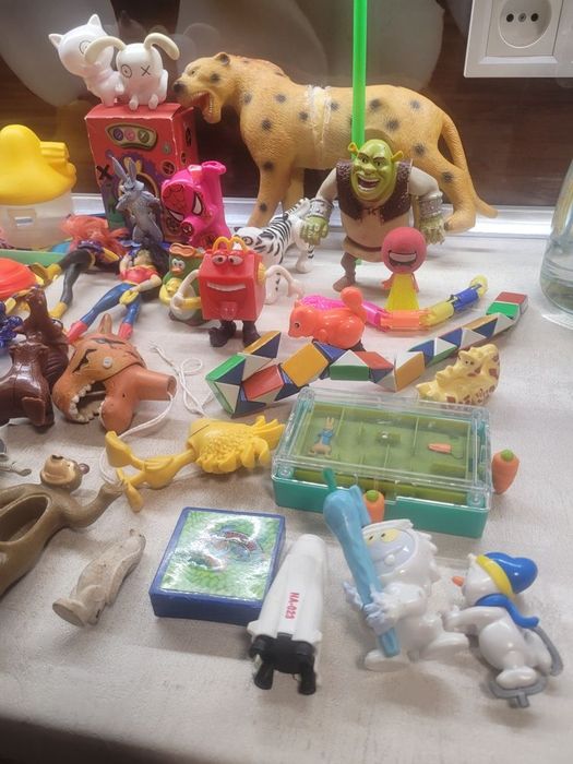 Игрушки много всяких разных и мягкие в моих объявлениях