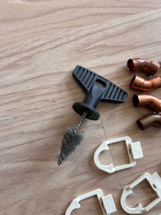 Elementy miedziane centralnego ogrzewania kolanka trójniki kształtki