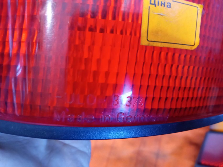 Фари задні ліхтарі BMW 5 E34 88-95 універсал 3374-4631-01 3374-4631-02