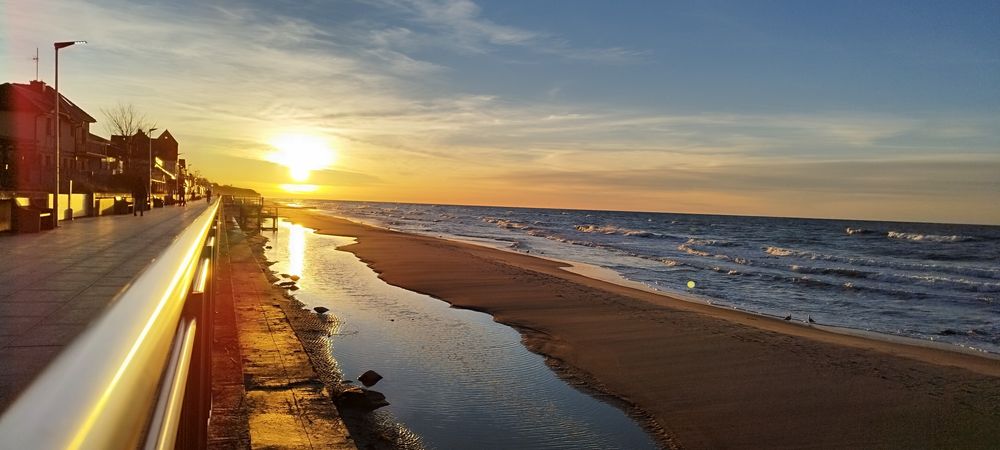Pokoje 2os nad morzem,Sarbinowo."Biały Dom"