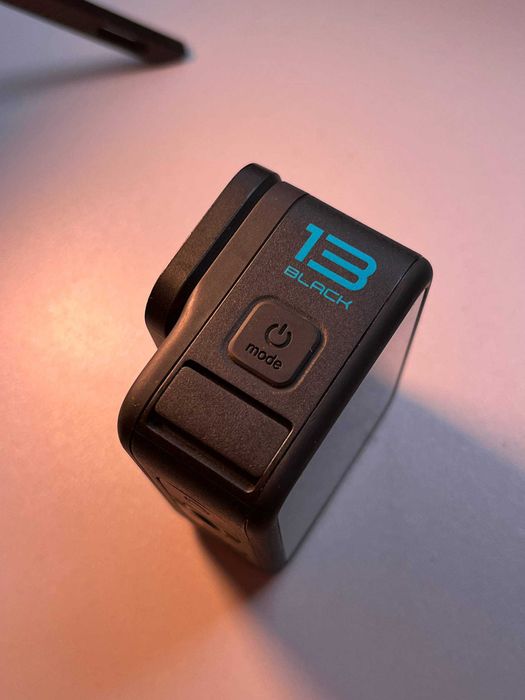 Екшн-камера GoPro Hero 13 з двома акумуляторами