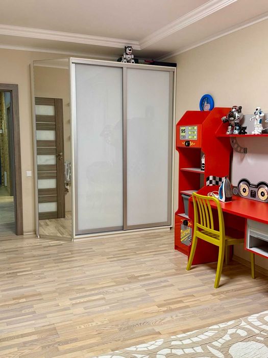 Оренда 3-х кімн квартири (три спальні+ кухня-студіо) Ю.Кондратюка, 5