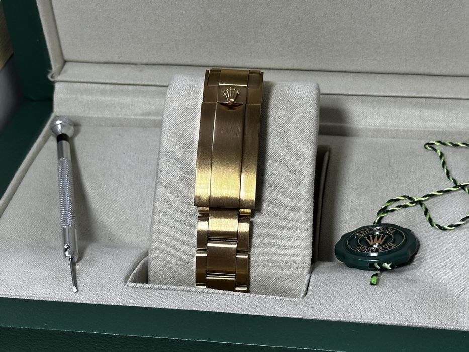 Rolex Gold/Black
