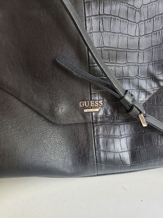 Skórzana torba Guess skóra naturalna mieści A4