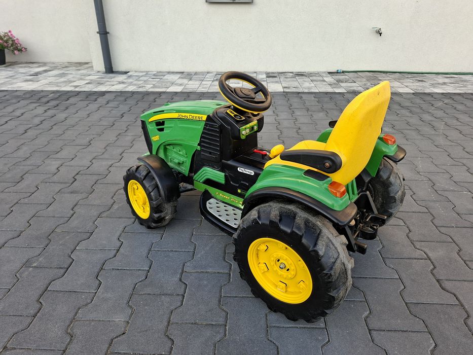 Traktorek John deere