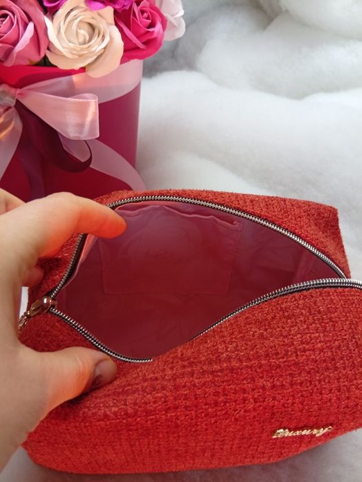 Продам косметичку, подарунок , сумочка