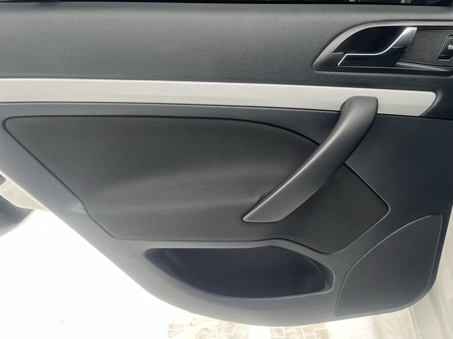 SKODA OCTAVIA A5-2012 р.1,6 Газ-бензин