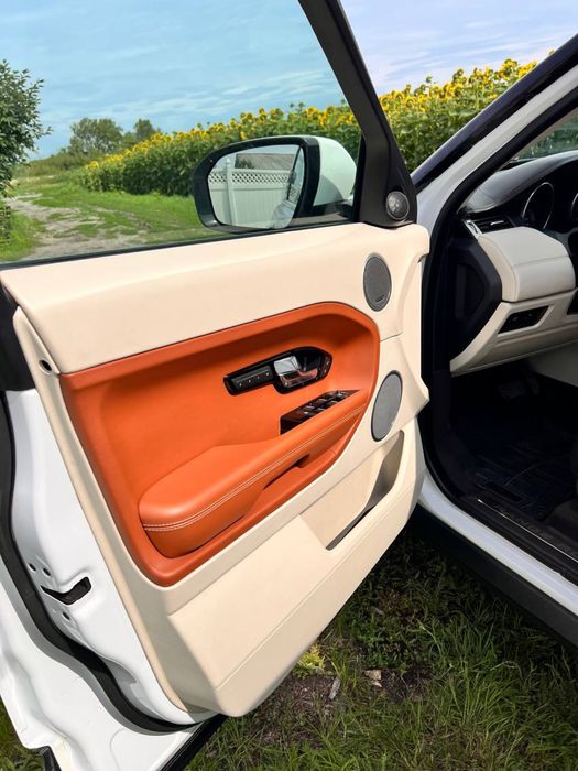 Продам  свій Офійійний Range Rover Evoque
