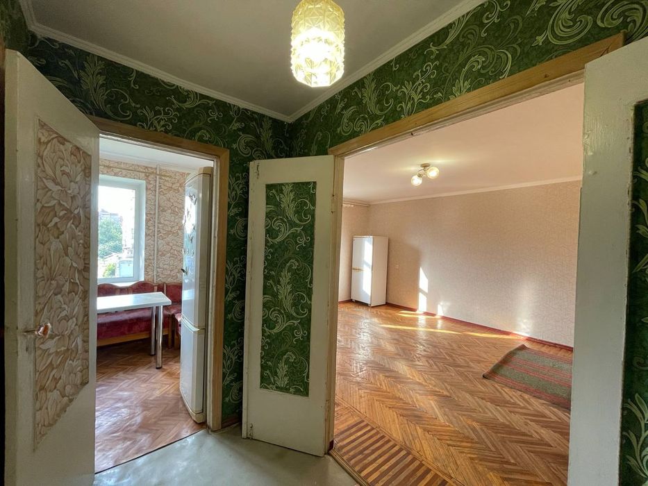 Здається однокімнатна квартира Кондратьєва 140