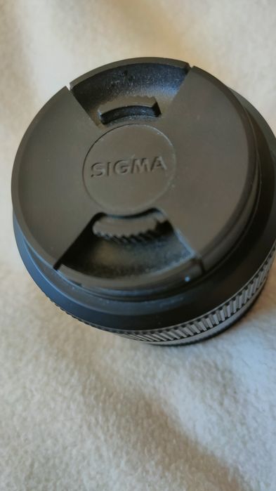 Sigma e-mount 30 mm f/2.8 EX DN