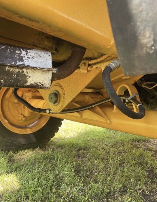 Фронтальный погрузчик UN 053  продам