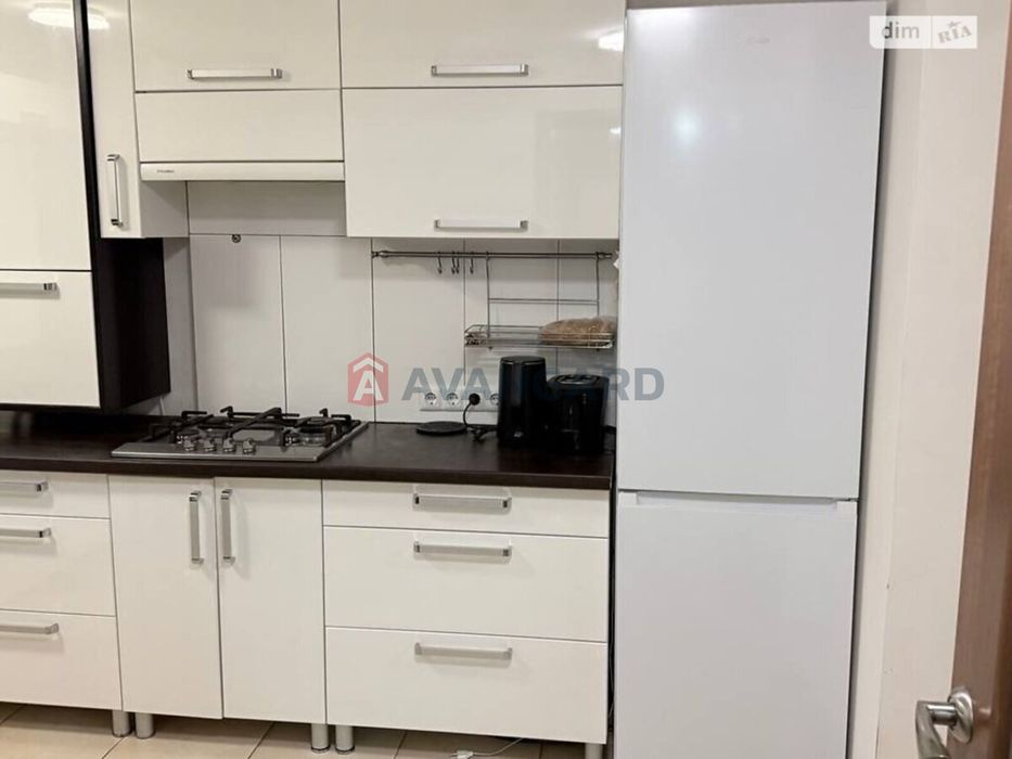 Продам чудовий будинок на Кореї