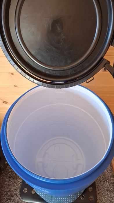 Beczki plastikowe