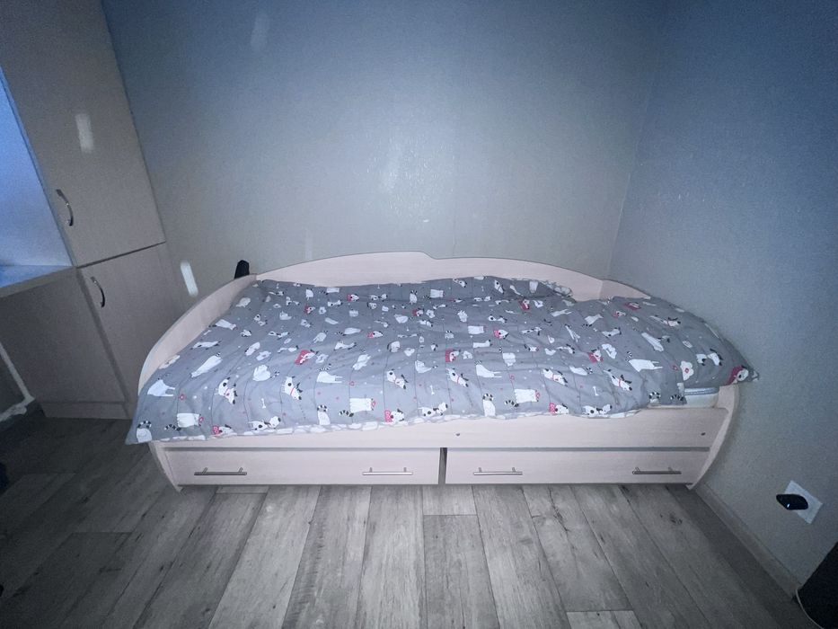 Односпальне ліжко