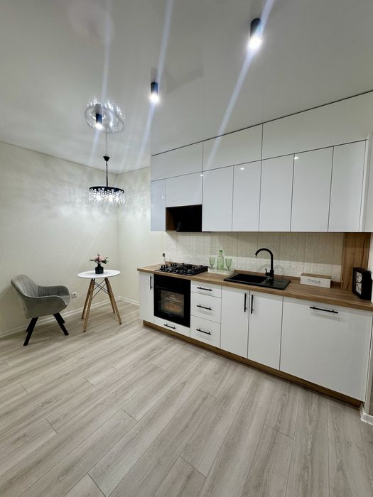 Оренда 1 кімнамнатної в новобудові •Жк Домашній  2 • Перша сдача •