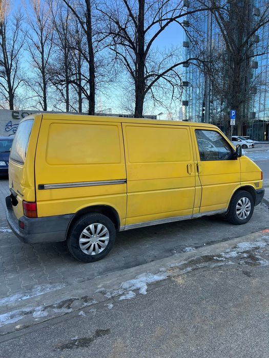 Свіжопригнаний Грузовий т4 1.9 дизель 1998 рік