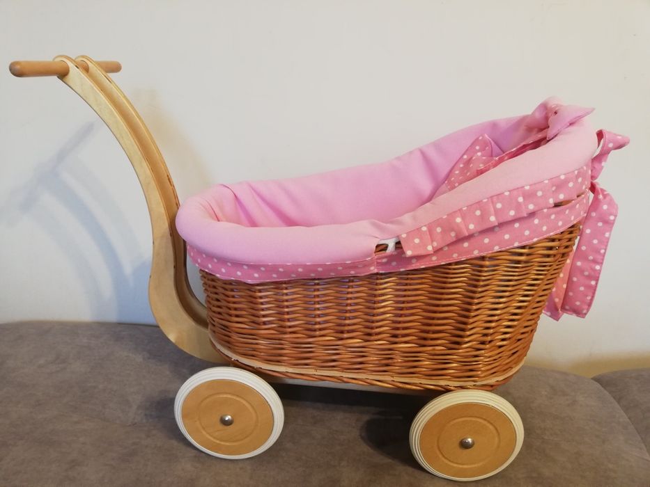 Wiklinowy wózek dla lalek natural retro z różową pościelą