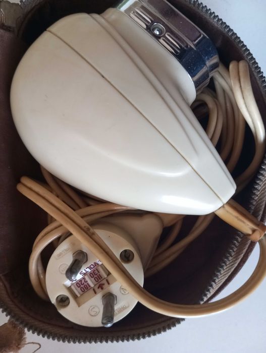 Máquina de Barbear antiga PHILIPS - Philishave