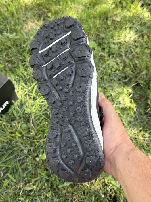 Оригінал кросівки Under Armour Charged Maven Trail (26,5см)