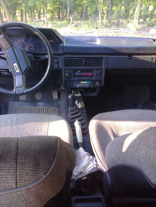 Москвич / АЗЛК 2141